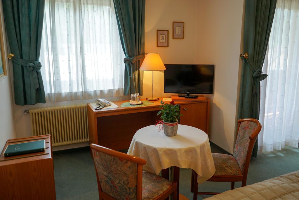 Pension Besser Bad Eisenkappel Esterno foto