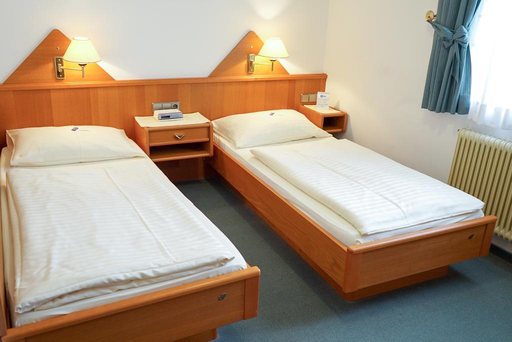 Pension Besser Bad Eisenkappel Esterno foto
