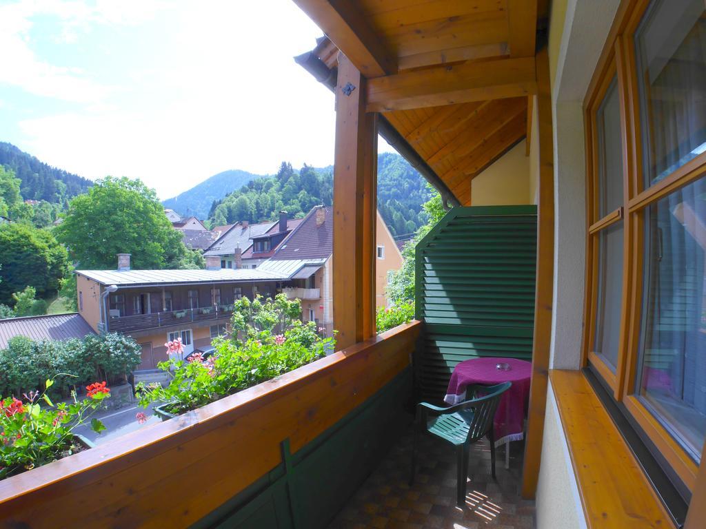 Pension Besser Bad Eisenkappel Esterno foto