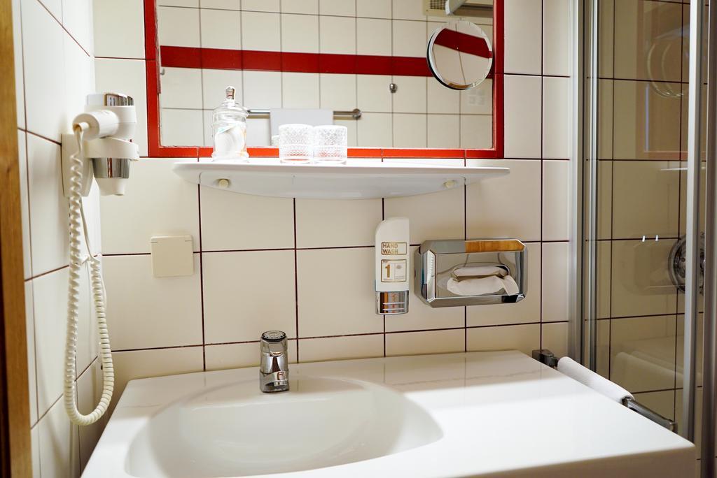 Pension Besser Bad Eisenkappel Esterno foto